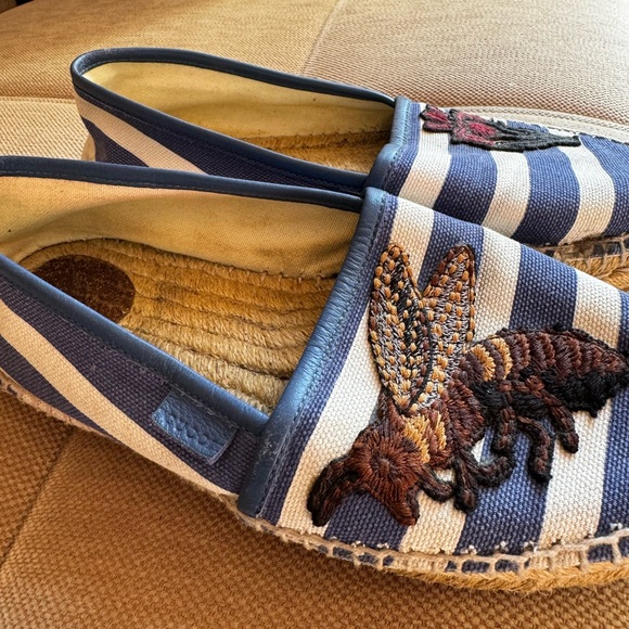 GUCCI Striped Espadrilles with Embroidered Bee and Flower - Picture 2 of 6